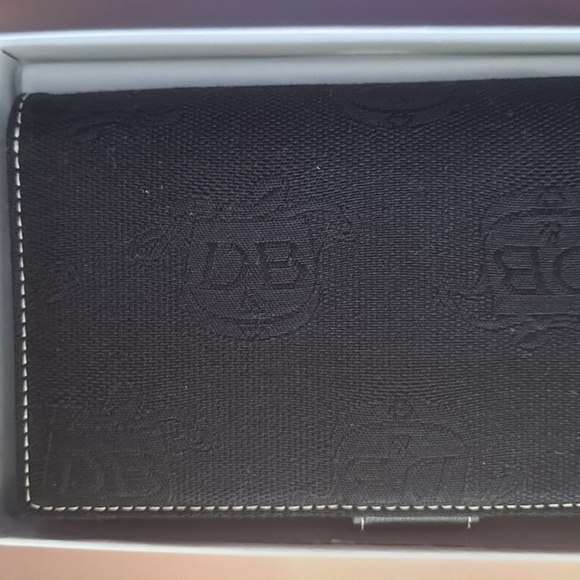 Wallet - Picture 7 of 8